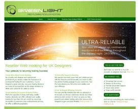 Green Light Hosting logo